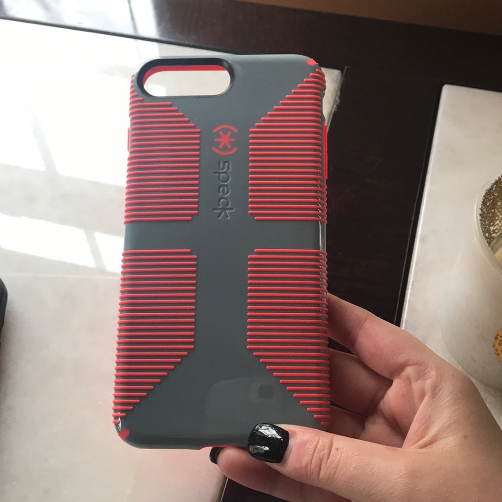 iPhone 7 Plus speck case